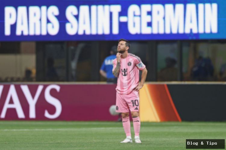Ibrahimovic Bela Messi yang seperti Main dengan Patung di Inter Miami