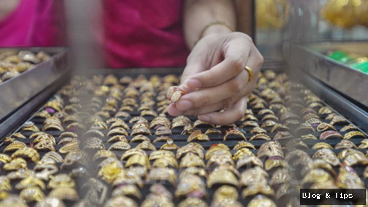 Tips Merawat Perhiasan Emas agar Tetap Berkilau