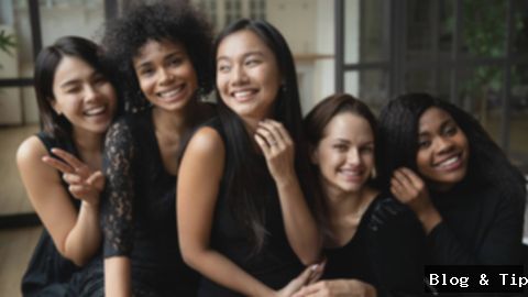 9 Model Rambut Bridesmaid yang Simple dan Elegan