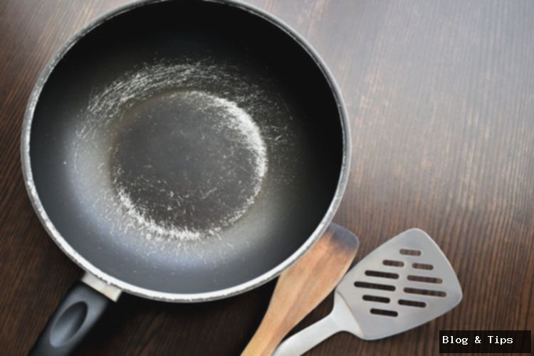 6 Kesalahan Memasak yang Bikin Rusak Wajan Antilengket