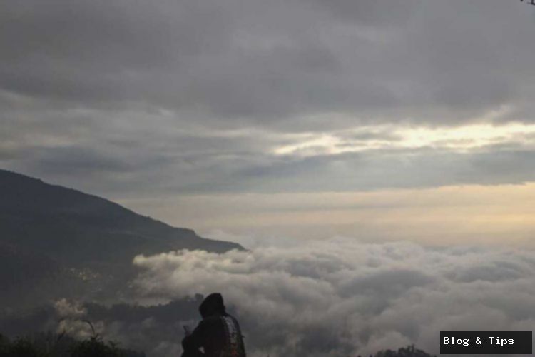 Gunung Kendil, Jalur Pendakian bagi Pemula yang Ingin Rasakan Keindahan di Atas Awan
